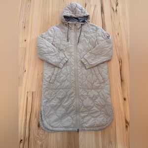 Passenger Women's Flora Long Recycled Insulated Parka in Arctic Ivory Medium